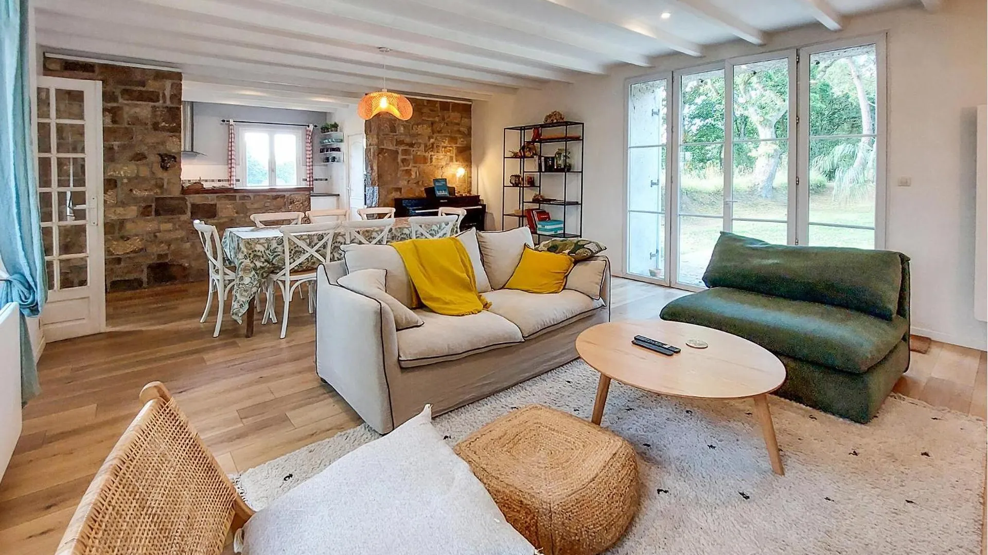 Amazing Home In Ploubezre